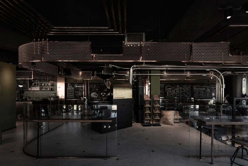 海南硬核的金属质感，让这个杭州餐饮空间设计绝了